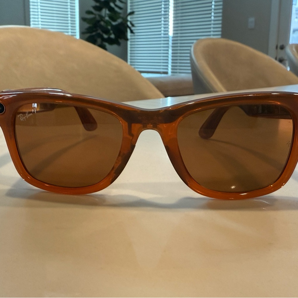 Ray-Ban meta Glasses Caramel